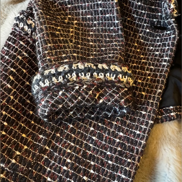 2017 CHANEL Tweed Blazer - Picture 7 of 9